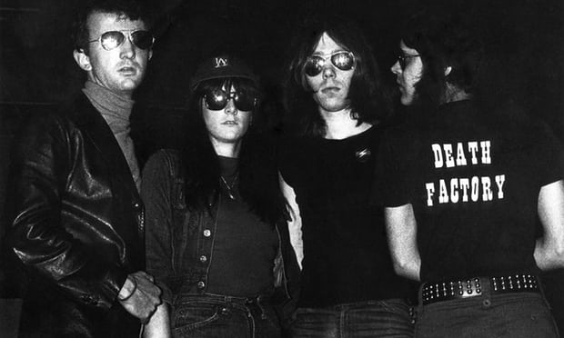 Throbbing-Gristle-en-1970.jpg